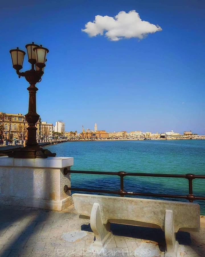 Nicolhouse Apartment Bari Bagian luar foto