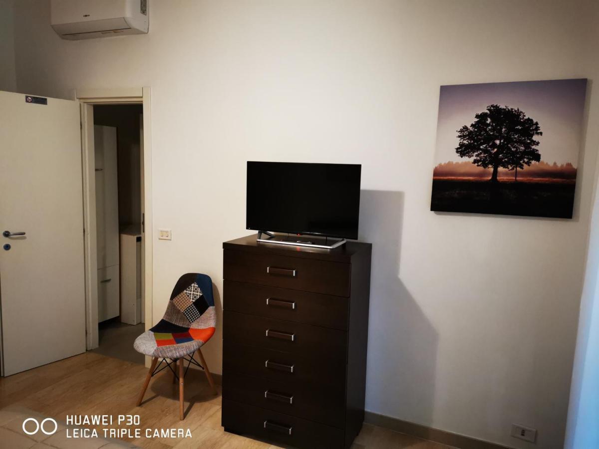 Nicolhouse Apartment Bari Bagian luar foto
