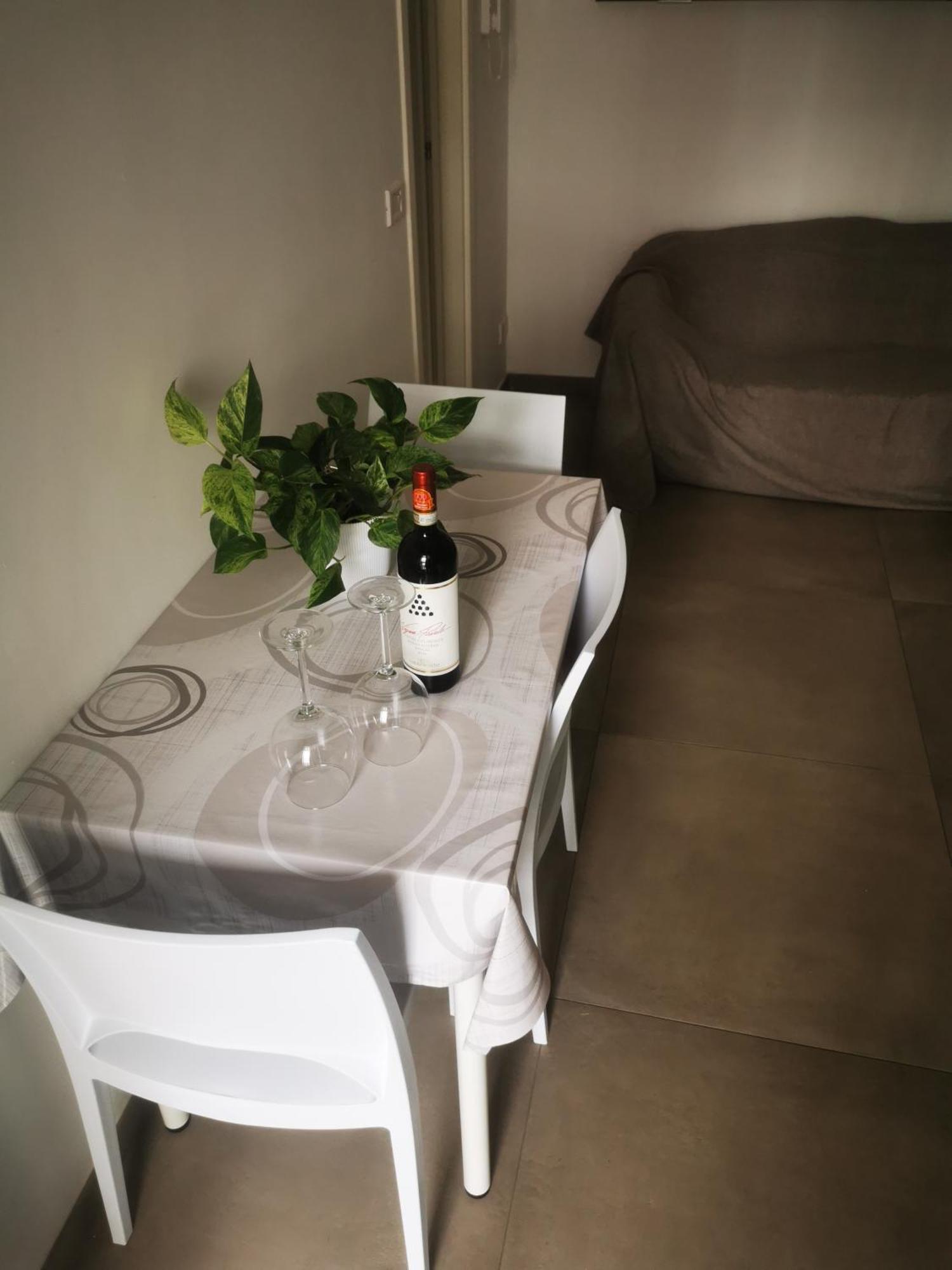 Nicolhouse Apartment Bari Bagian luar foto